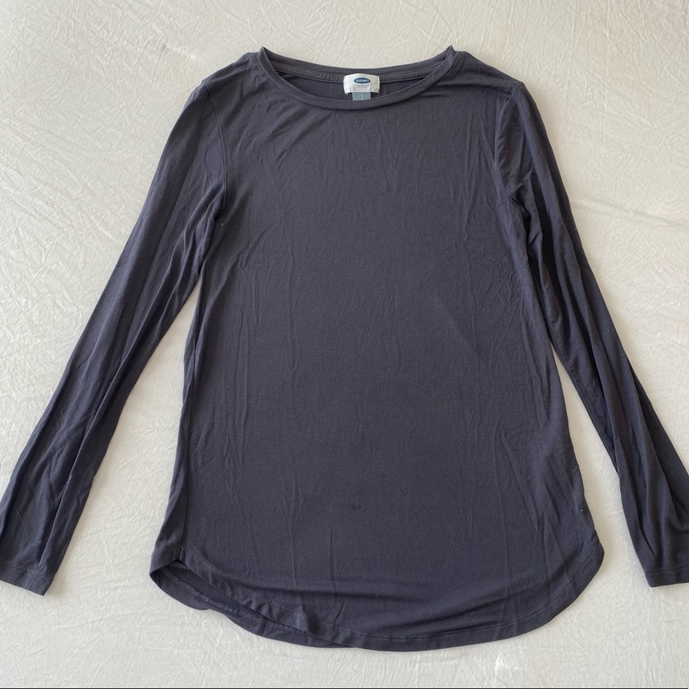 Grey long sleeve top